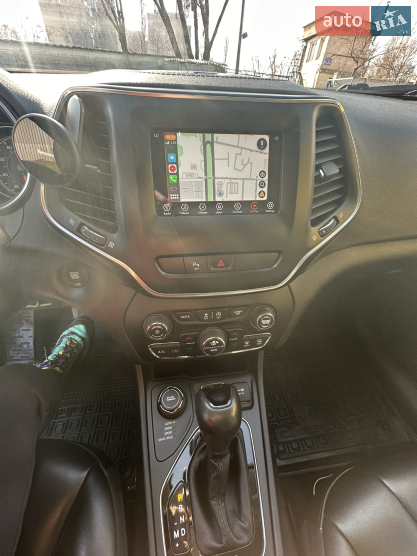 2019 Jeep Cherokee - мініатюра 15