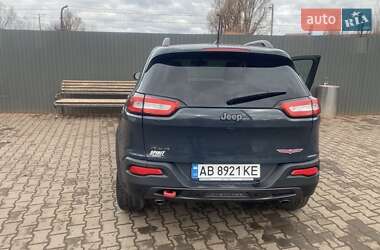 Внедорожник / Кроссовер Jeep Cherokee 2016 в 