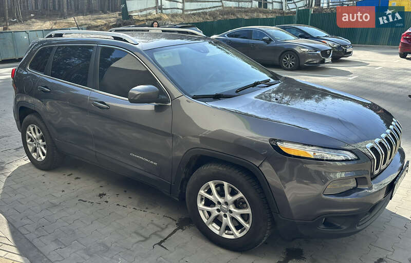 Внедорожник / Кроссовер Jeep Cherokee 2016 в Киеве фото 9 Внедорожник / Кроссовер Jeep Cherokee 2016 в Киеве