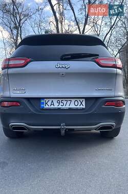 Внедорожник / Кроссовер Jeep Cherokee 2015 в 
