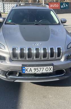 Внедорожник / Кроссовер Jeep Cherokee 2015 в 