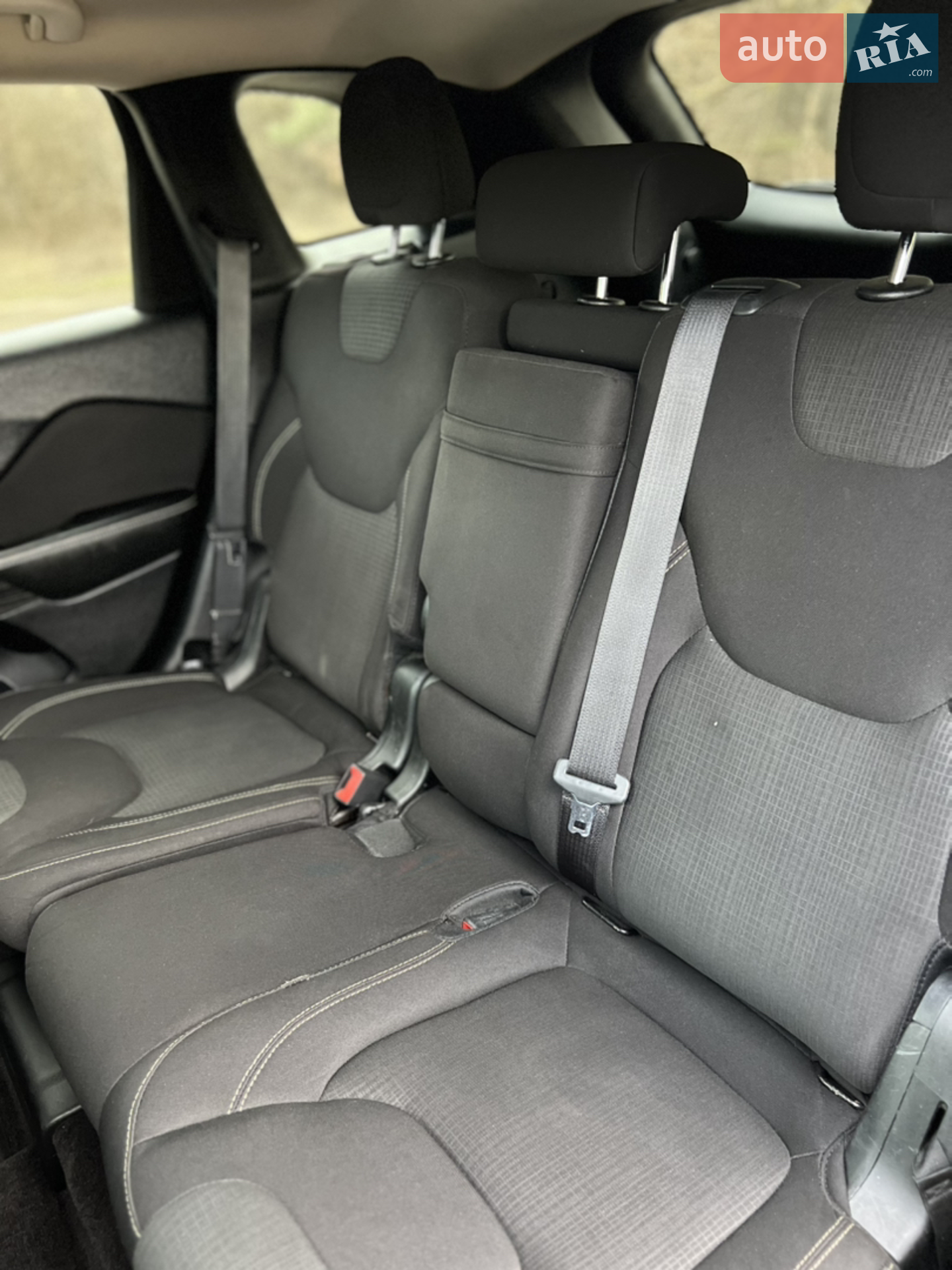2016 Jeep Cherokee - мініатюра 11