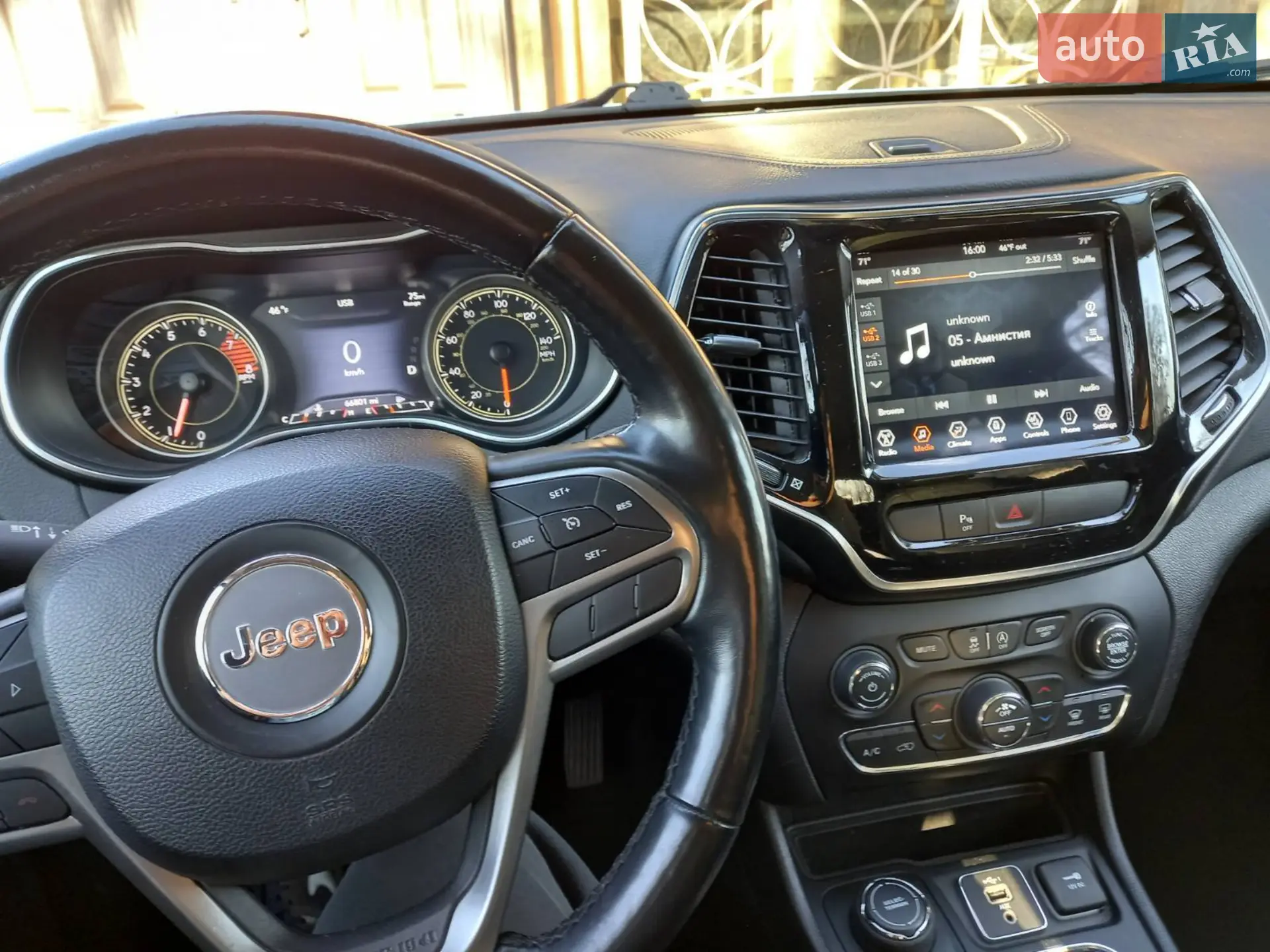 2020 Jeep Cherokee - мініатюра 19