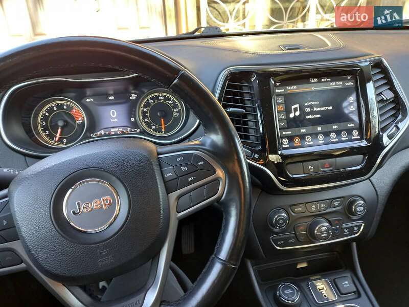 Позашляховик / Кросовер Jeep Cherokee 2020 в Полтаві