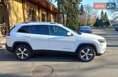 Внедорожник / Кроссовер Jeep Cherokee 2020 в 