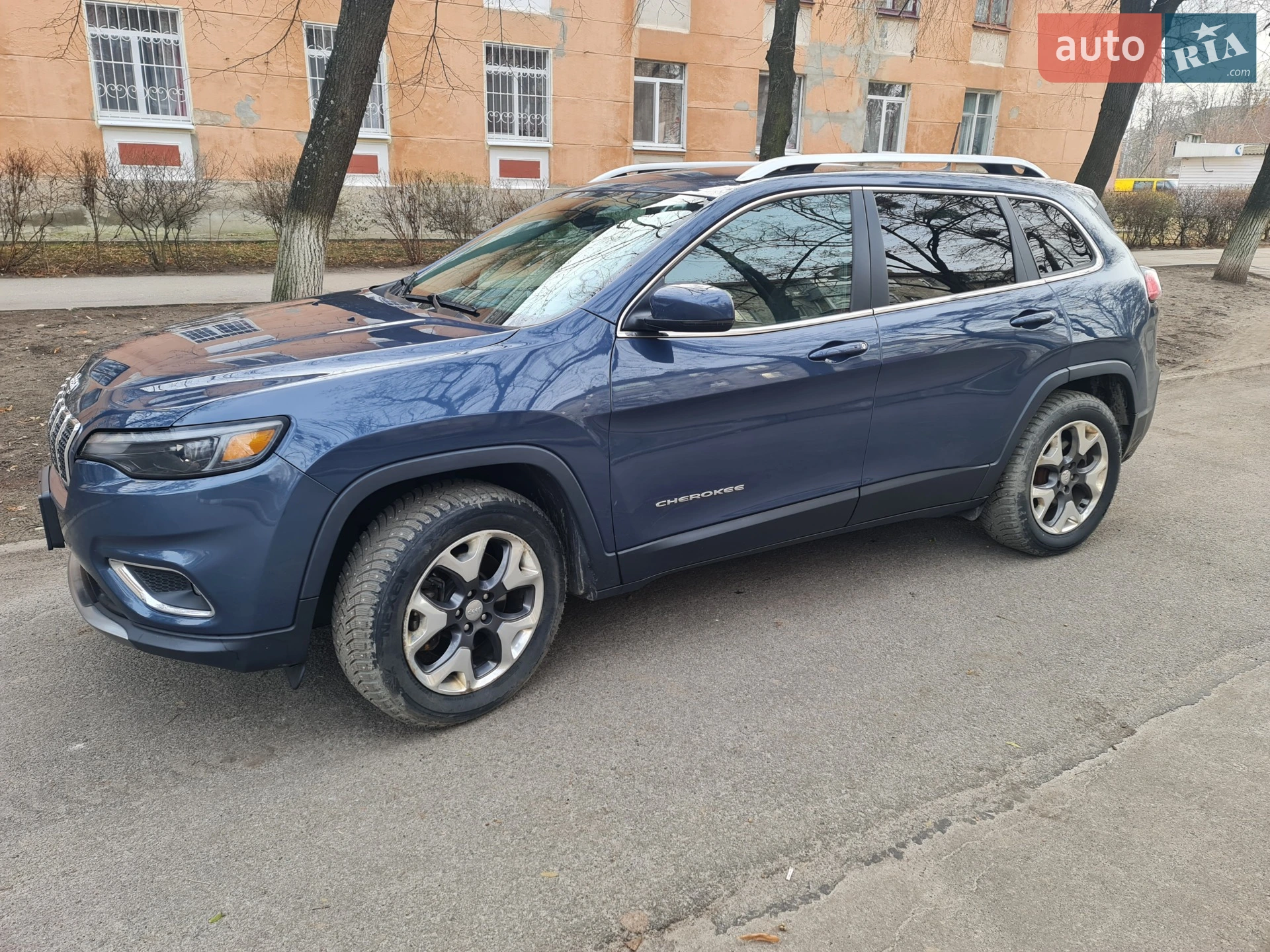 2019 Jeep Cherokee - мініатюра 10