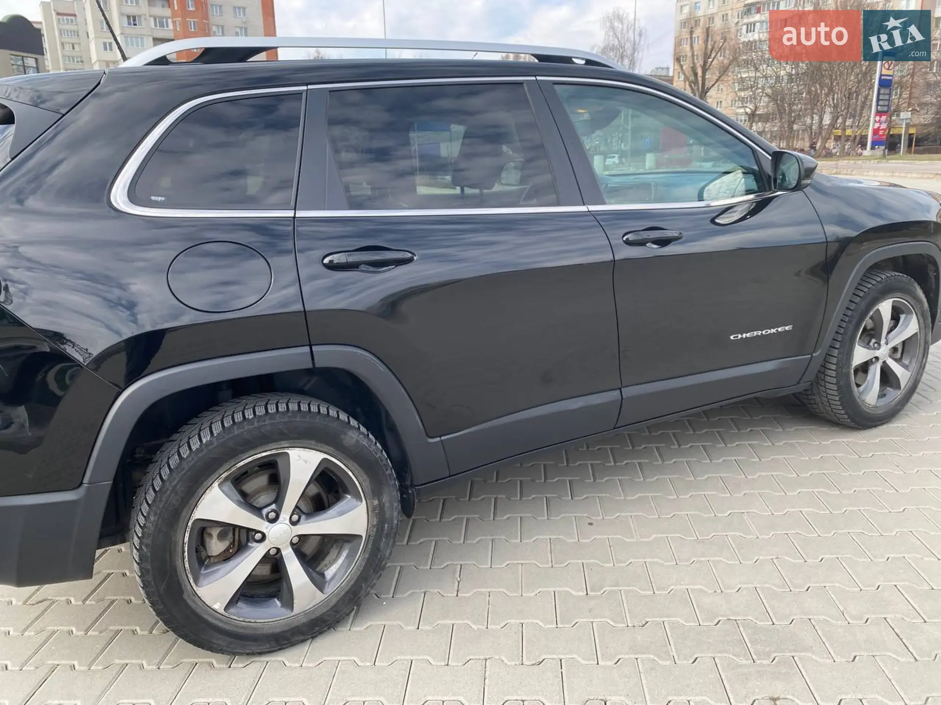 2018 Jeep Cherokee - мініатюра 9