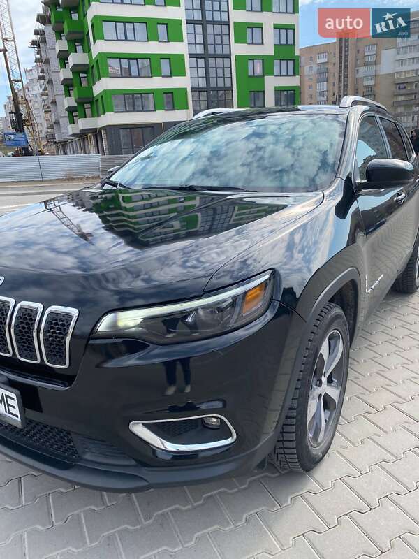 Внедорожник / Кроссовер Jeep Cherokee 2018 в Тернополе