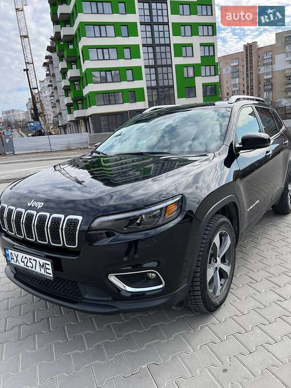 Внедорожник / Кроссовер Jeep Cherokee 2018 в Тернополе