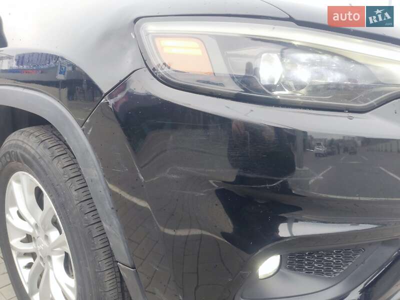 Позашляховик / Кросовер Jeep Cherokee 2018 в Первомайську