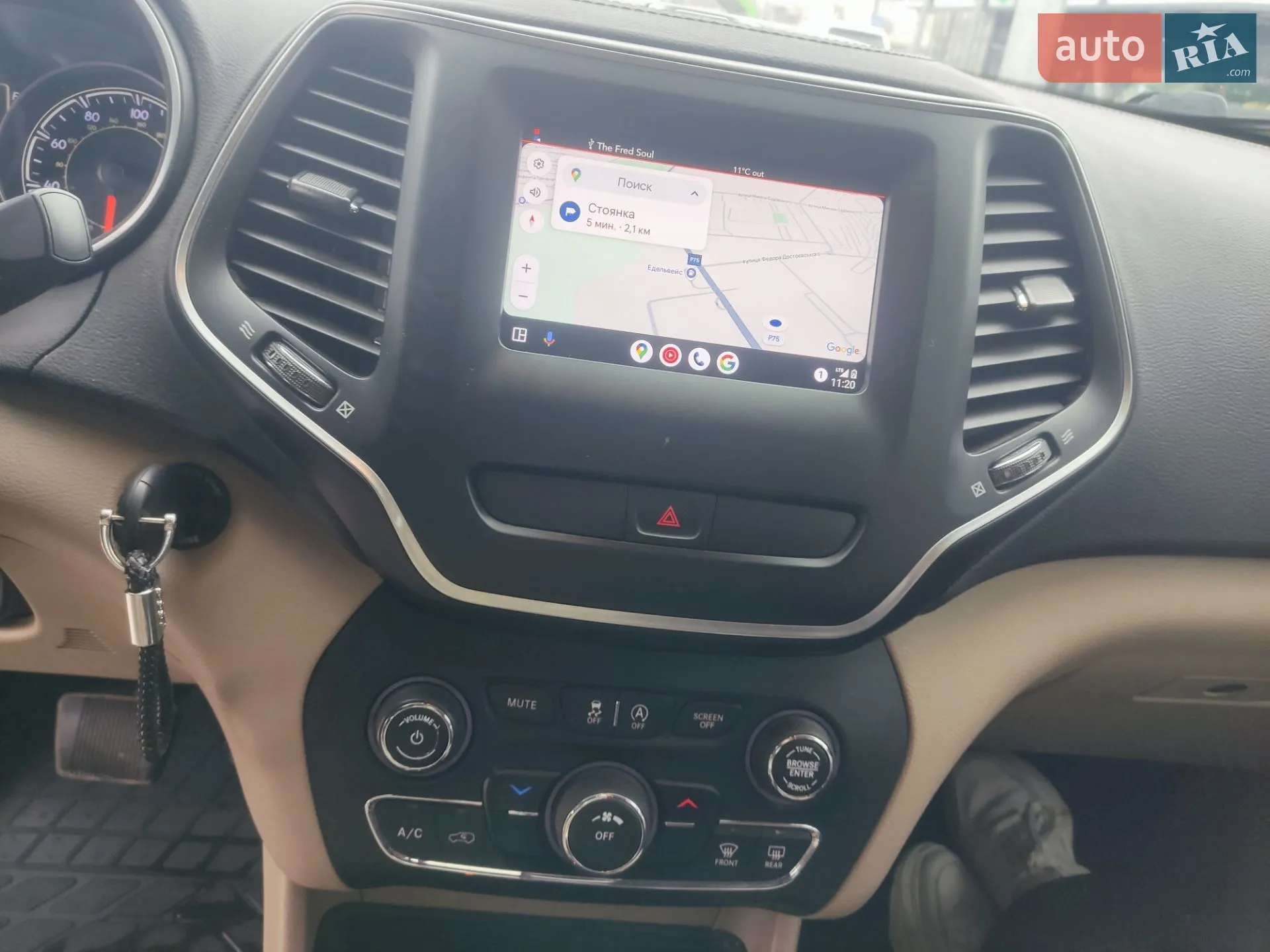 Jeep Cherokee 2018 VIN 1C4PJLCB6KD272414 фото оголошення 18 з 21