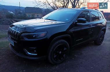 Внедорожник / Кроссовер Jeep Cherokee 2018 в 