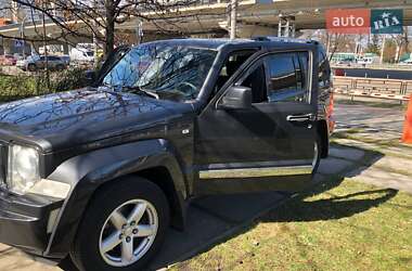 Позашляховик / Кросовер Jeep Cherokee 2011 в 