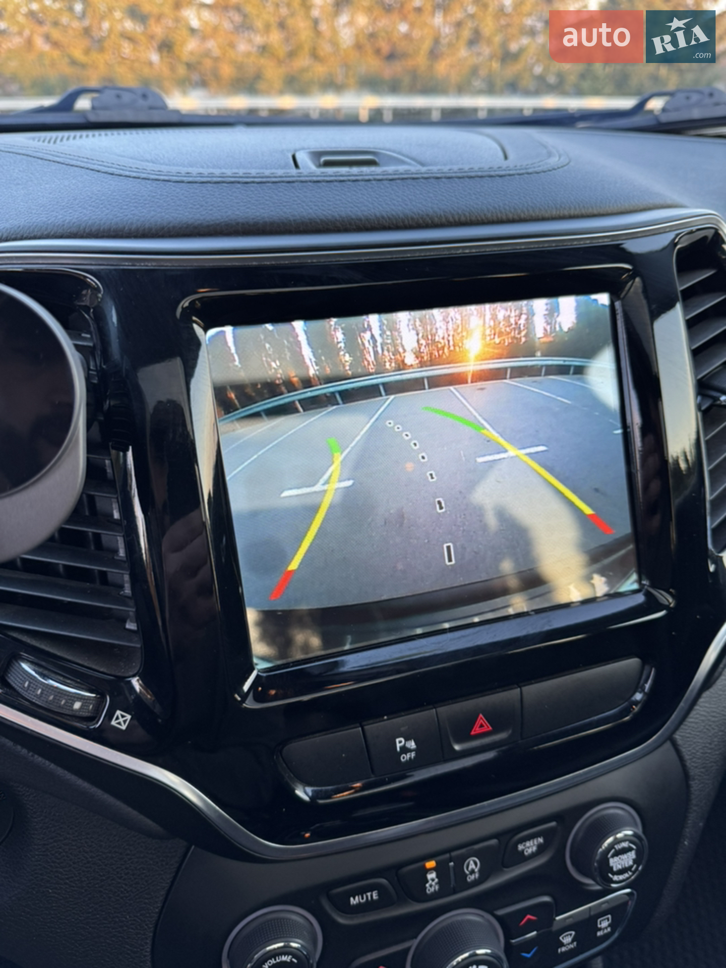 2018 Jeep Cherokee - мініатюра 25