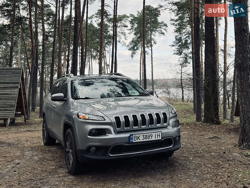 Позашляховик / Кросовер Jeep Cherokee 2015 в Рівному фото 2 Позашляховик / Кросовер Jeep Cherokee 2015 в Рівному