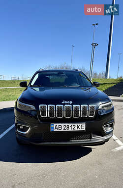 Внедорожник / Кроссовер Jeep Cherokee 2018 в 