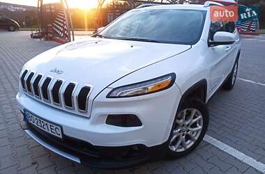 Внедорожник / Кроссовер Jeep Cherokee 2016 в 
