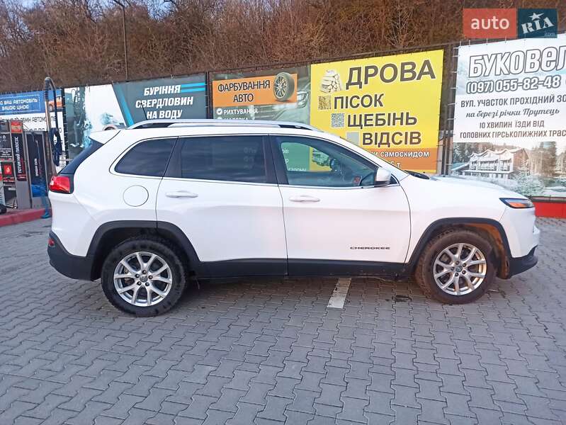 Внедорожник / Кроссовер Jeep Cherokee 2016 в Тернополе