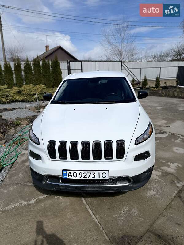 Внедорожник / Кроссовер Jeep Cherokee 2017 в Бердичеве фото 2 Внедорожник / Кроссовер Jeep Cherokee 2017 в Бердичеве