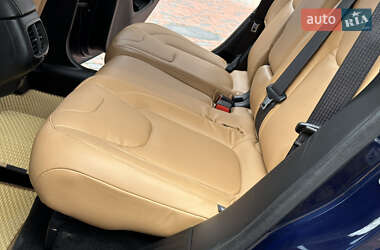 Внедорожник / Кроссовер Jeep Cherokee 2015 в 