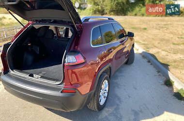 Внедорожник / Кроссовер Jeep Cherokee 2018 в 