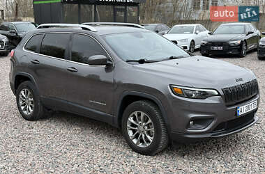Внедорожник / Кроссовер Jeep Cherokee 2018 в 