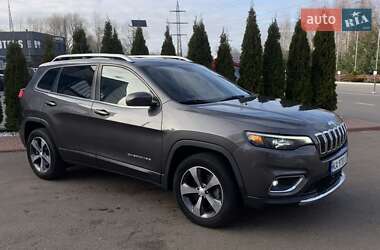Позашляховик / Кросовер Jeep Cherokee 2018 в 