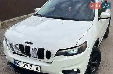 Внедорожник / Кроссовер Jeep Cherokee 2018 в 