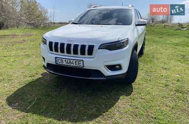 Позашляховик / Кросовер Jeep Cherokee 2018 в 