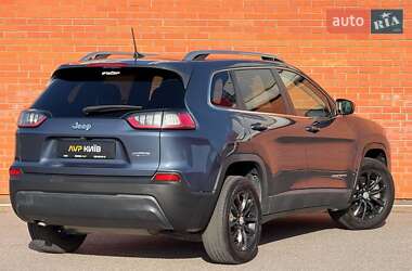 Внедорожник / Кроссовер Jeep Cherokee 2019 в 