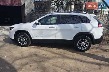 Внедорожник / Кроссовер Jeep Cherokee 2019 в 