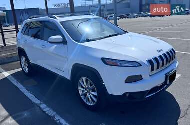 Внедорожник / Кроссовер Jeep Cherokee 2016 в 