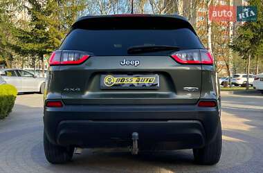 Внедорожник / Кроссовер Jeep Cherokee 2018 в 
