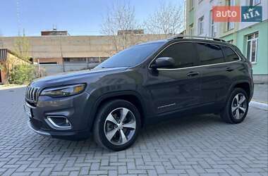 Внедорожник / Кроссовер Jeep Cherokee 2020 в 
