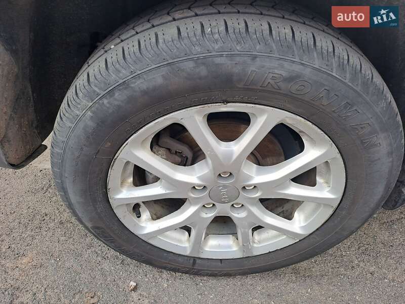 Позашляховик / Кросовер Jeep Cherokee 2017 в Києві