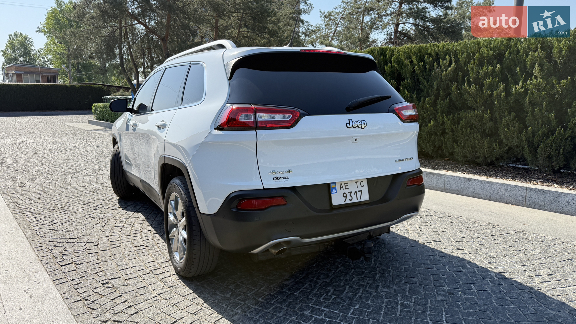 2014 Jeep Cherokee - мініатюра 3