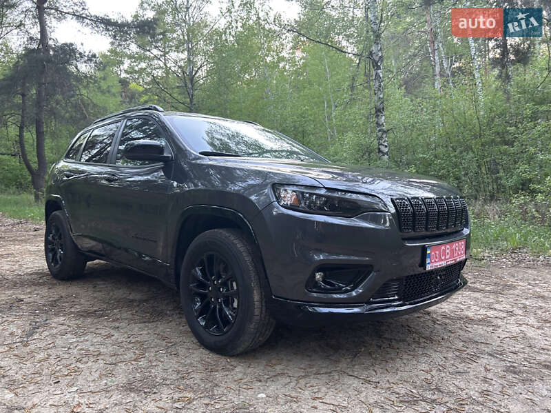 Внедорожник / Кроссовер Jeep Cherokee 2022 в Харькове