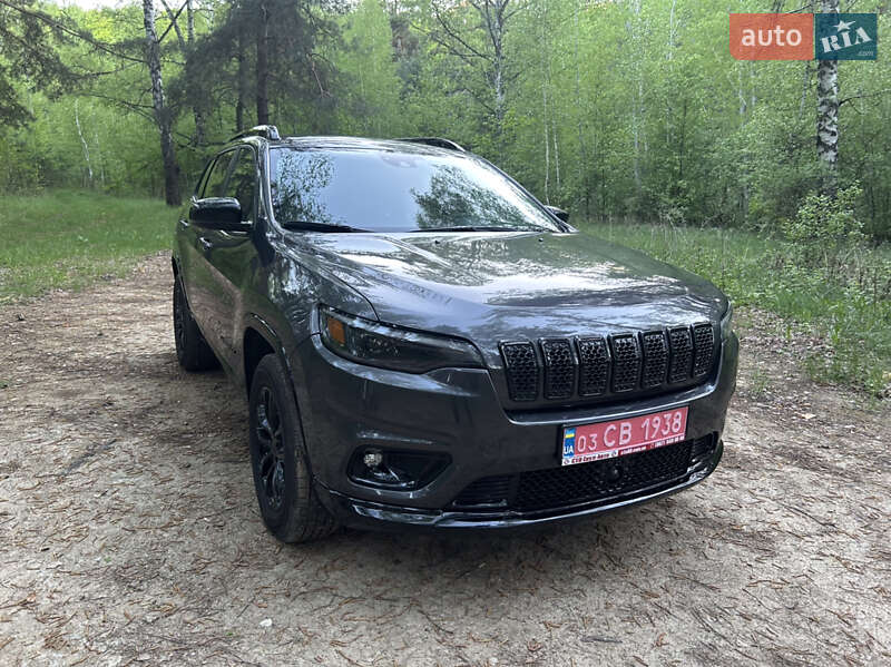 Внедорожник / Кроссовер Jeep Cherokee 2022 в Харькове