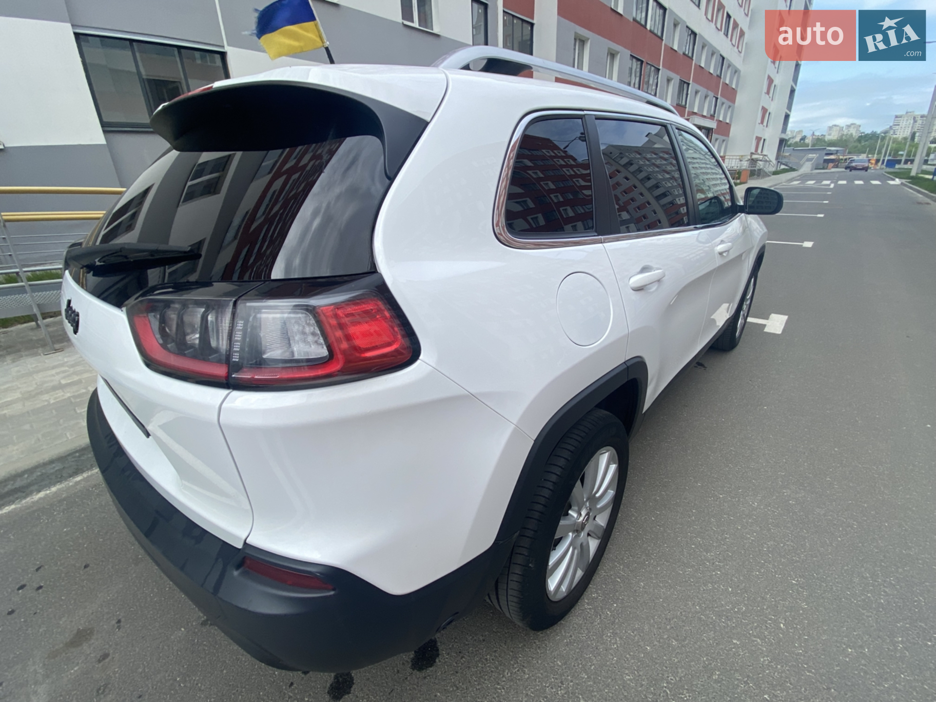 2019 Jeep Cherokee - мініатюра 7