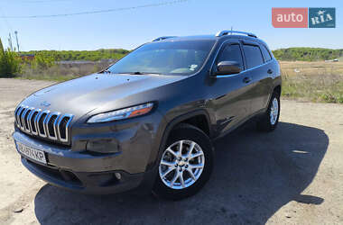 Внедорожник / Кроссовер Jeep Cherokee 2016 в 