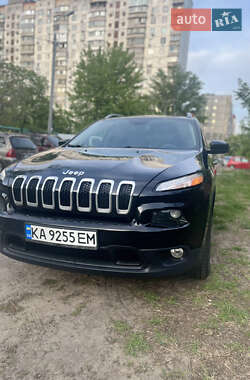 Внедорожник / Кроссовер Jeep Cherokee 2017 в 