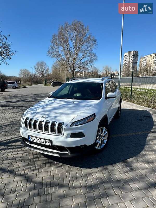 Внедорожник / Кроссовер Jeep Cherokee 2014 в Каменском