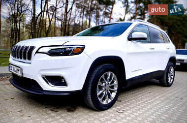 Позашляховик / Кросовер Jeep Cherokee 2019 в 