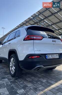Позашляховик / Кросовер Jeep Cherokee 2015 в Львові