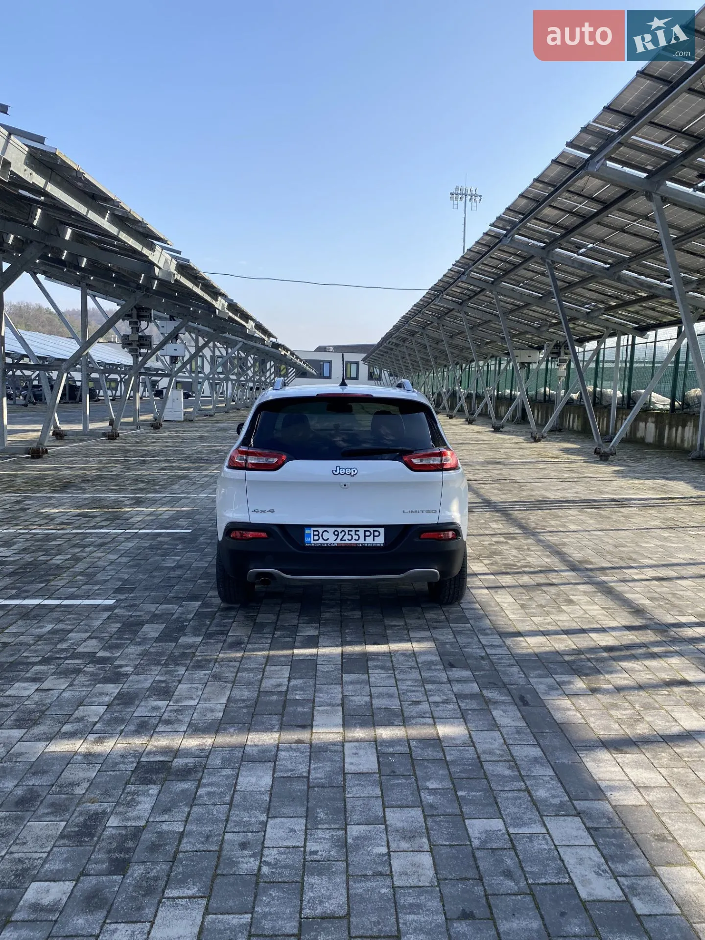 2015 Jeep Cherokee - мініатюра 10