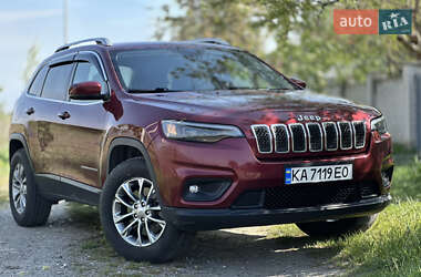 Внедорожник / Кроссовер Jeep Cherokee 2018 в 