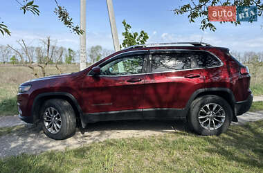 Внедорожник / Кроссовер Jeep Cherokee 2018 в 