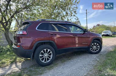 Внедорожник / Кроссовер Jeep Cherokee 2018 в 