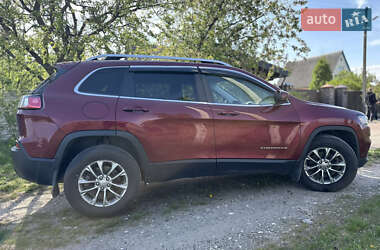 Внедорожник / Кроссовер Jeep Cherokee 2018 в 