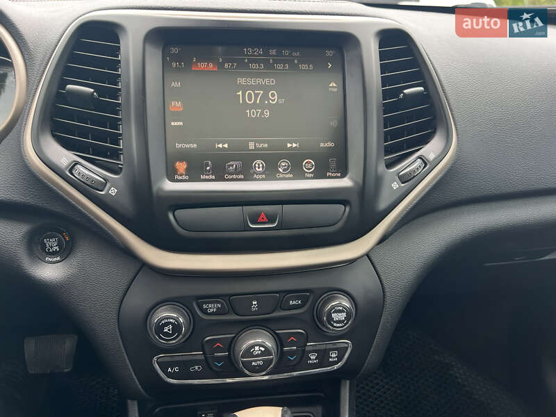 Позашляховик / Кросовер Jeep Cherokee 2015 в Стрию